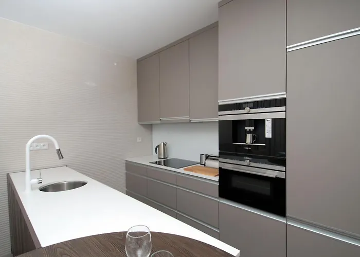 Rezulak Nadmorskie Tarasy A402 C210 Колобжег